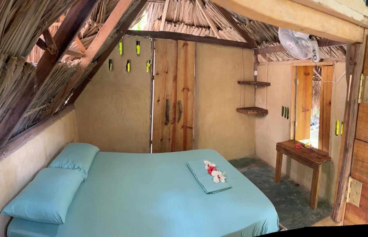 La Aldea Hostel, Camping Y Hamacas Паломино Экстерьер фото