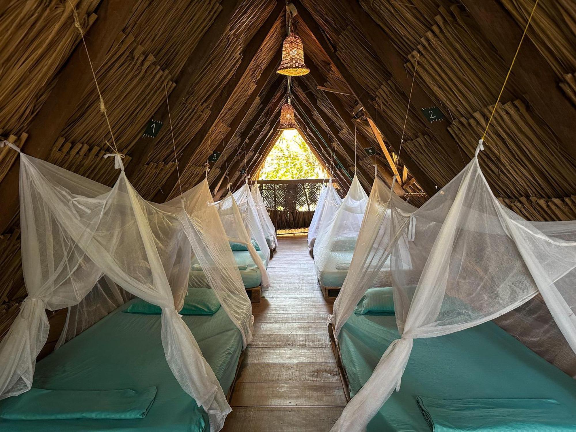 La Aldea Hostel, Camping Y Hamacas Паломино Экстерьер фото